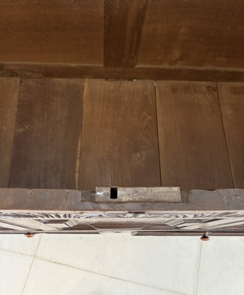 Antique 17th Century Quality Oak Mule Chest - Image 14